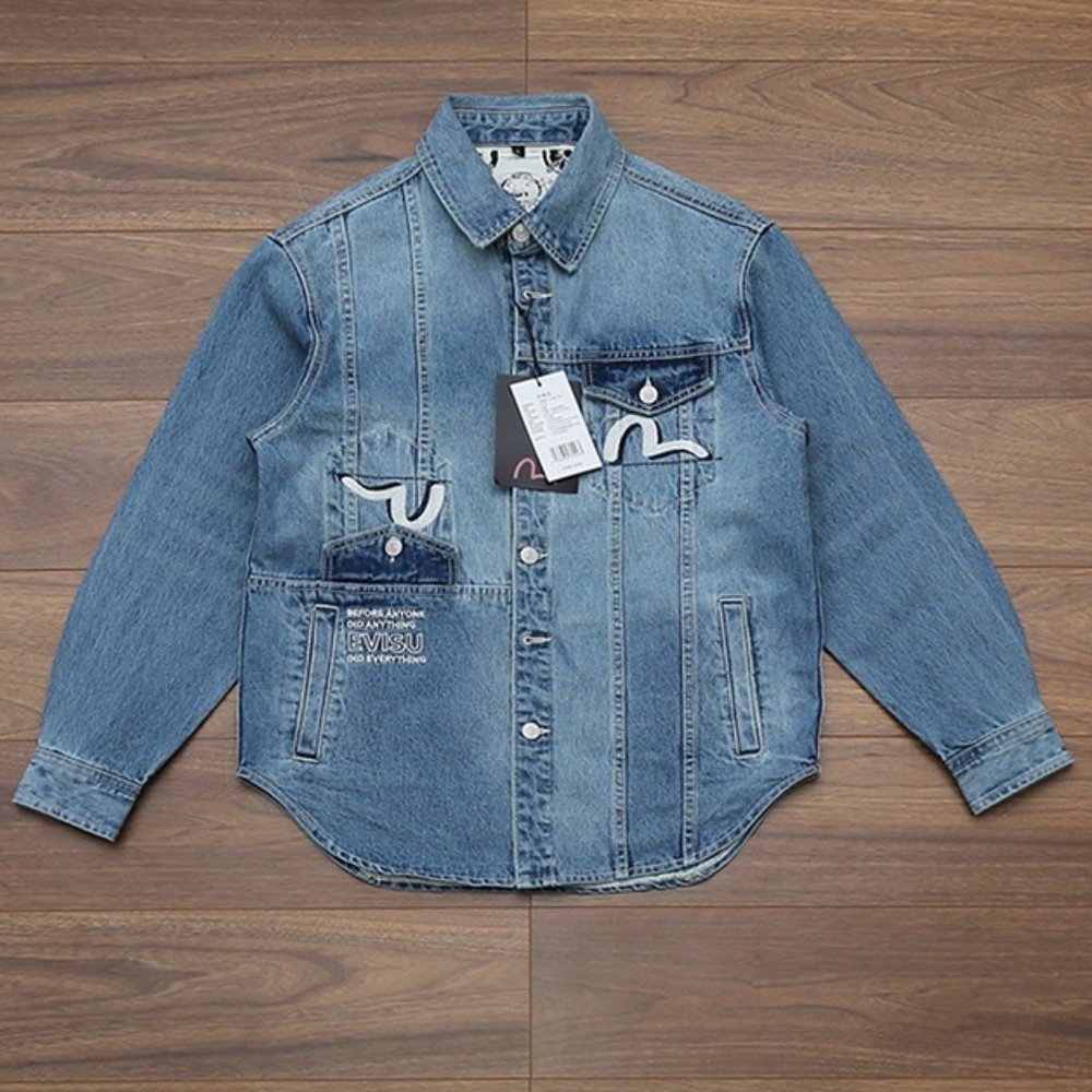 Men's blue denim jacket